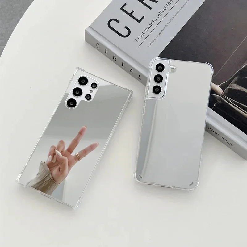 Cover per Telefono a Specchio  - Samsung Galaxy A55 recensione e prezzo